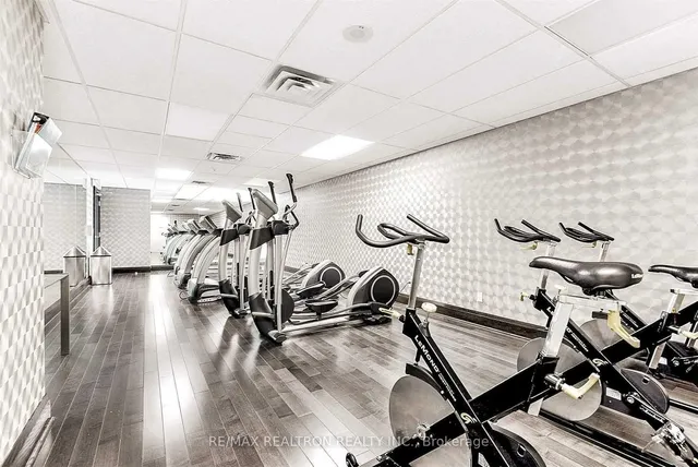 Additional image 22 of 25 Lower Simcoe St Unit 305