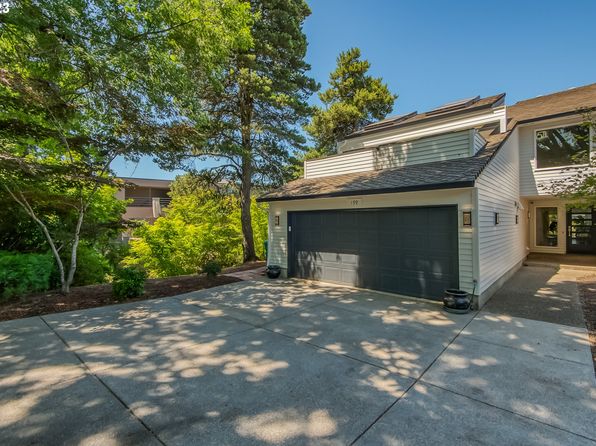 199 N Lotus Beach Dr, Portland, OR 97217
