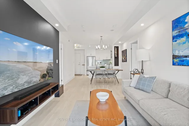 Additional image 15 of 400 Adelaide St Unit PH1