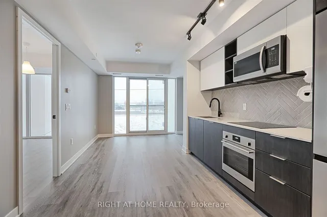 Additional image 11 of 36 Zorra St Unit 421