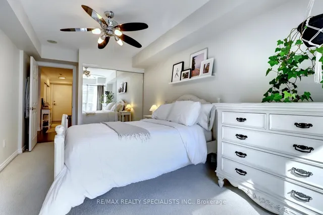 Additional image 29 of 250 Wellington St Unit 237