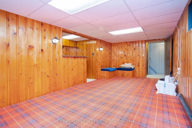 Additional image 34 of 24 Crawley Dr