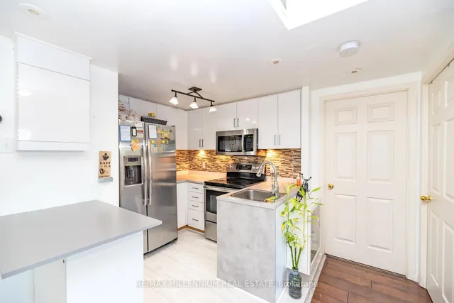 Additional image 11 of 3045 Finch Ave Unit 2093