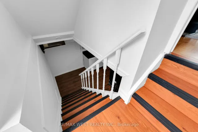 Additional image 22 of 18 Jasmine Sq