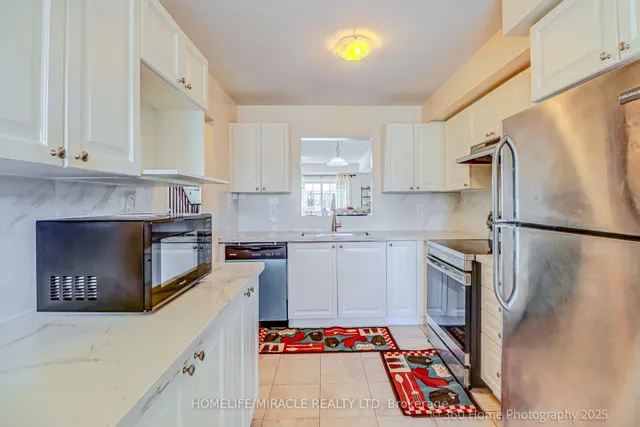 Additional image 7 of 135 GREENBRAE Crct