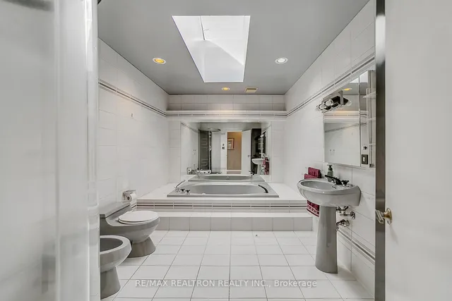 Additional image 28 of 300 Spring Garden Ave