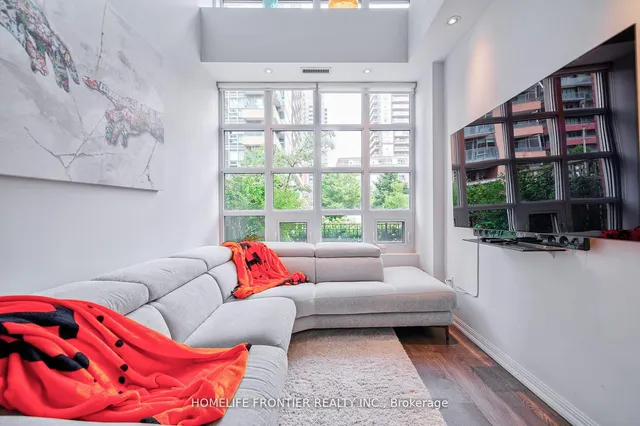 Additional image 14 of 85 East Liberty St Unit TH77B