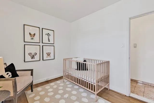 Additional image 14 of 2 Ghent Crt