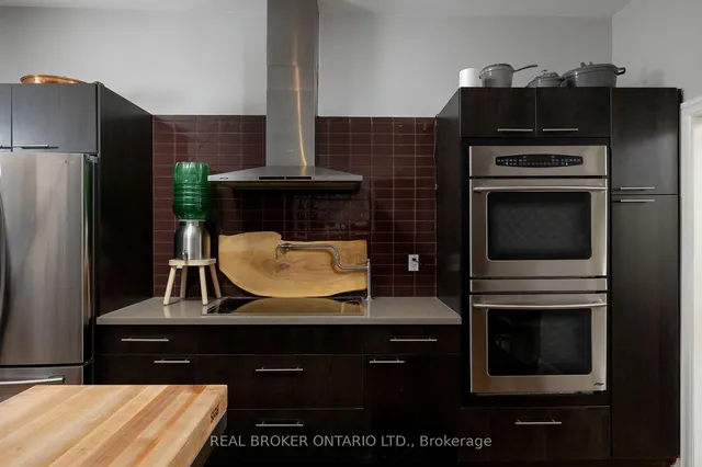 Additional image 11 of 298 Berkeley St