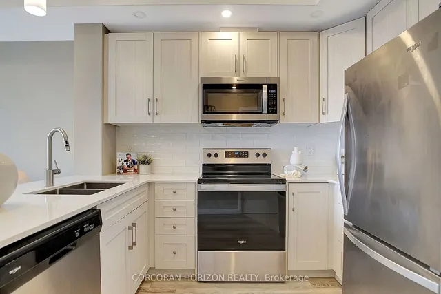 Additional image 12 of 60 Charles St Unit 2403