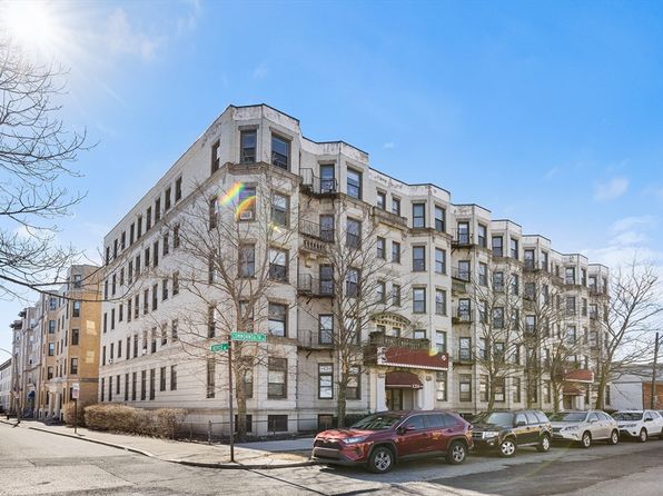 Primary image of 1254 Commonwealth Ave APT 17, Allston, MA 02134