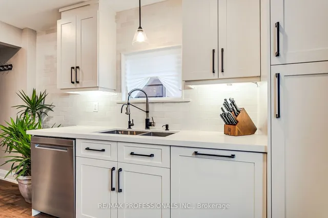 Additional image 21 of 135 Grosvenor Ave