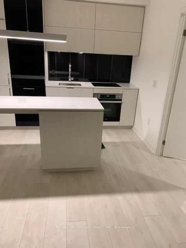 Additional image 14 of 15 Lower Jarvis St Unit 719