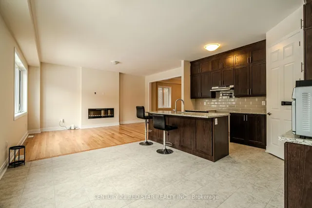 Additional image 32 of 34 Icon St