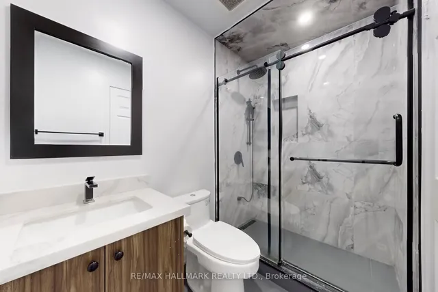 Additional image 21 of 83 Mondeo Dr Unit 307