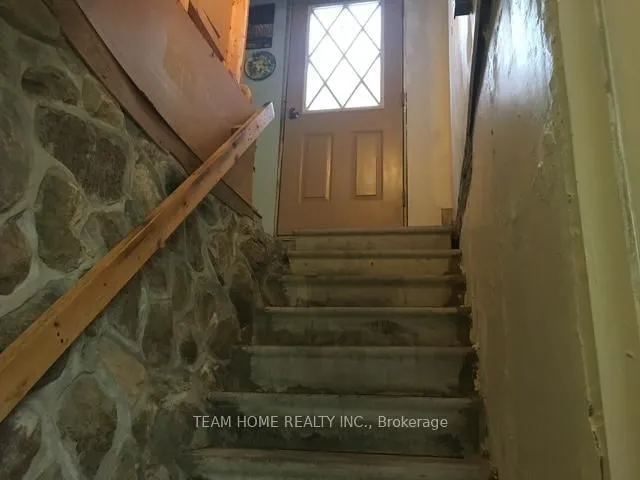 Additional image 29 of 72 SWENNEN Dr