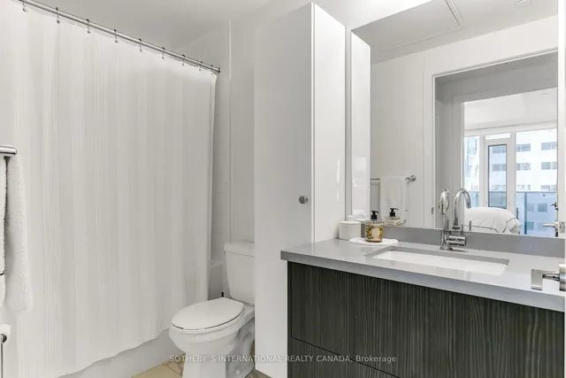 Additional image 20 of 330 Richmond St Unit 921