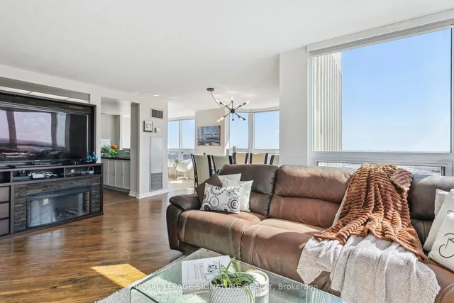 Additional image 10 of 8 Lisa St Unit PH2907
