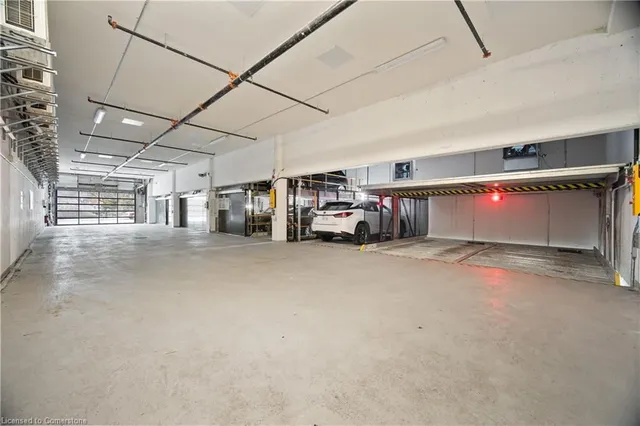 Additional image 8 of 51 David St Unit 204