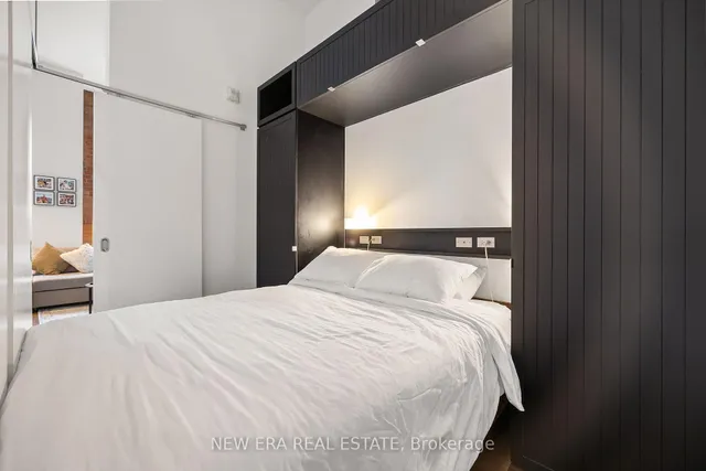 Additional image 20 of 915 King St Unit 307