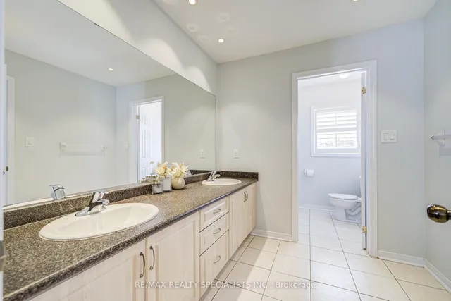 Additional image 26 of 82 Yellow Avens Blvd