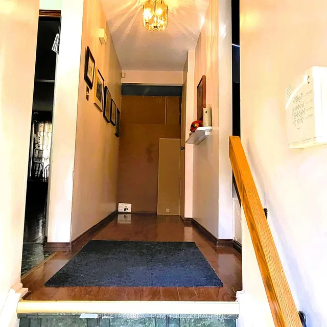 Additional image 3 of 104 Baronwood Crt Unit 104