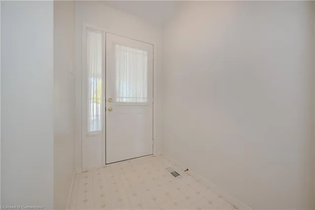 Additional image 3 of 50 Midland Dr Unit 26