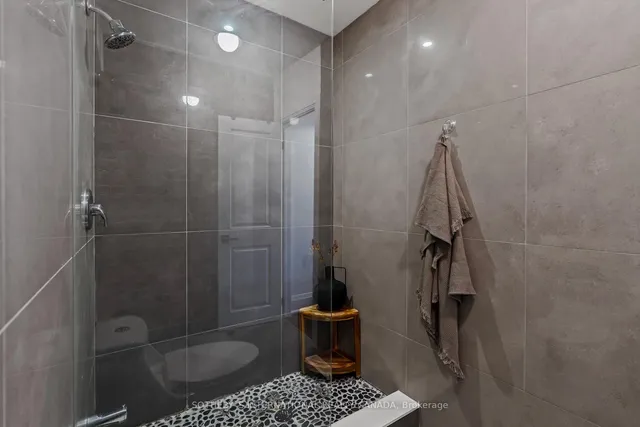 Additional image 7 of 11A Garden Ave