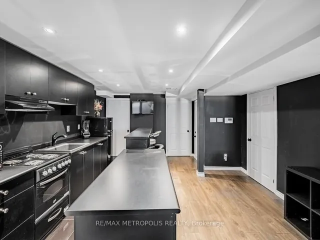 Additional image 30 of 5 Furrows End