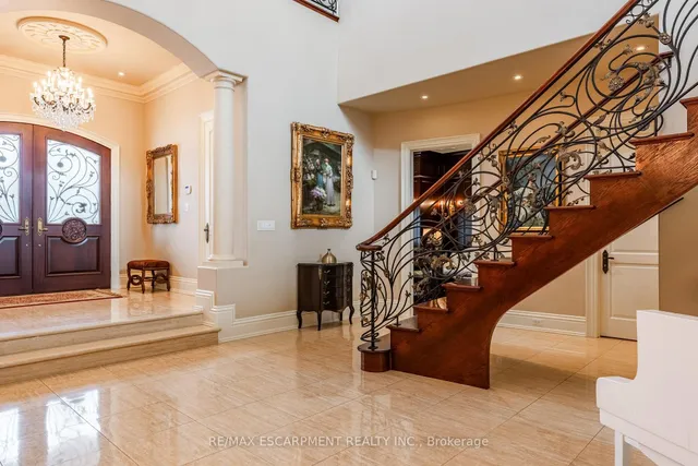 Additional image 4 of 2594 Bluffs Way