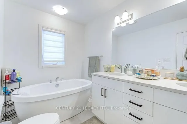 Additional image 33 of 1742 Thames Circ