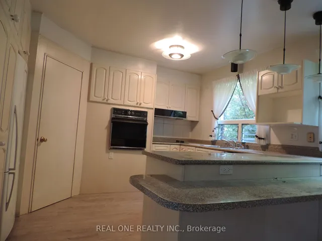 Additional image 8 of 616 Briar Hill Ave