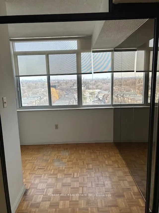 Additional image 8 of 3000 Bathurst St Unit 1106