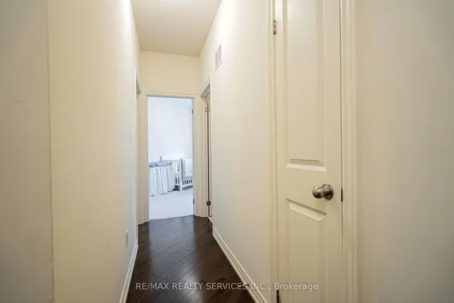 Additional image 26 of 19 Arrowview Dr