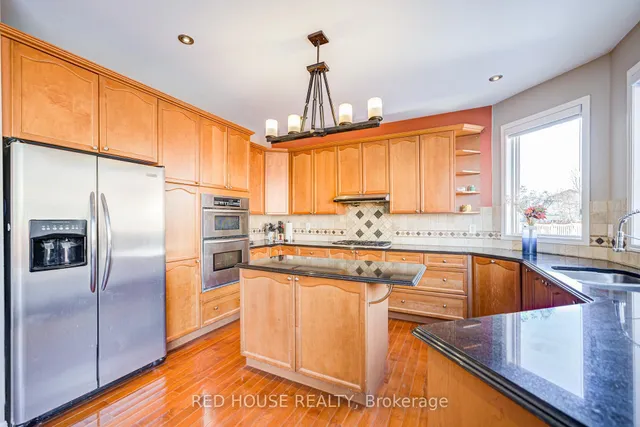 Additional image 17 of 4 Farad Crt