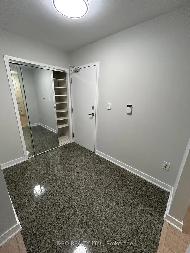 Additional image 4 of 10 Navy Wharf Crt Unit 612