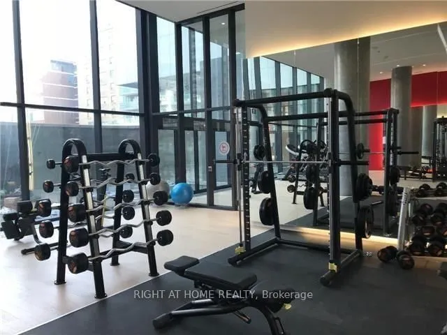 Additional image 19 of 185 Roehampton Ave Unit 2309