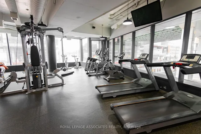 Additional image 29 of 169 Fort York Blvd Unit 920