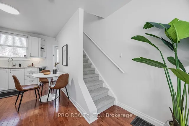 Additional image 11 of 22 Queensdale Ave