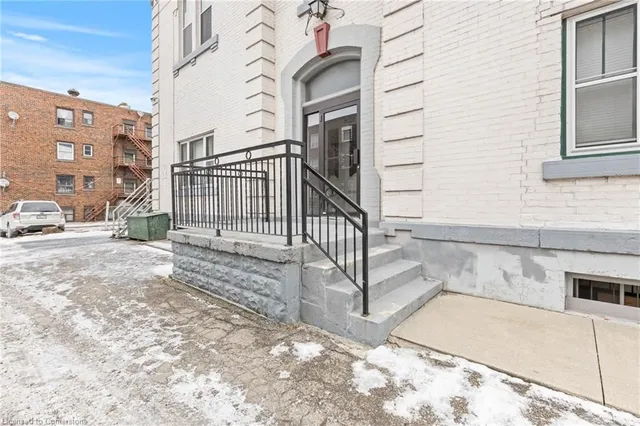 Additional image 9 of 17 Webber Ave