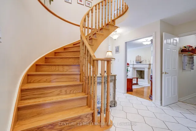 Additional image 20 of 27 Sunforest Dr