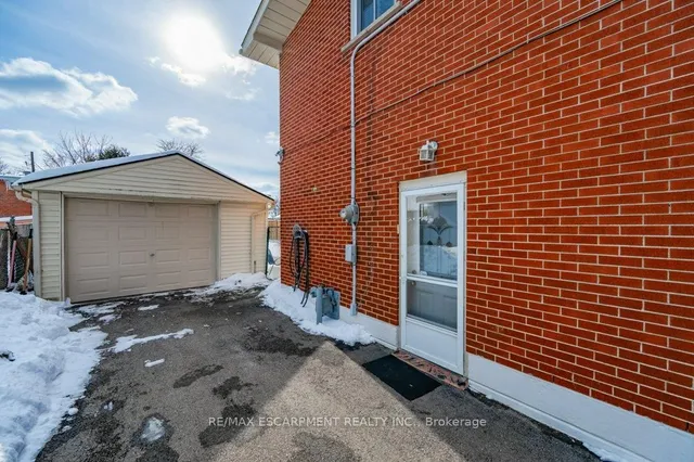 Additional image 33 of 58 Luscombe St