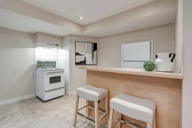 Additional image 28 of 1203 Saturnia Cres