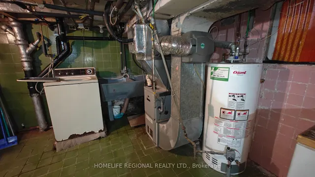 Additional image 9 of 77 Gilbert Ave