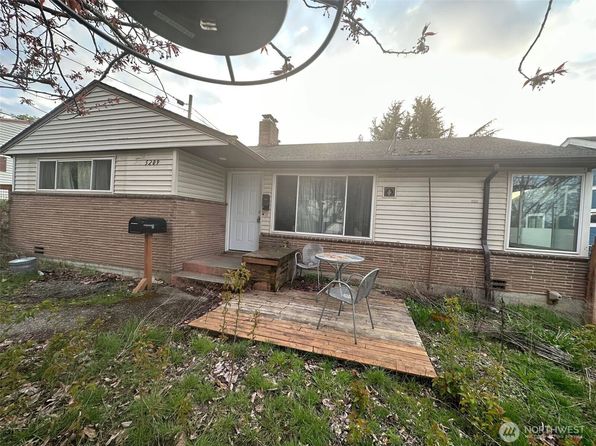 5209 Renton Avenue S, Seattle, WA 98118