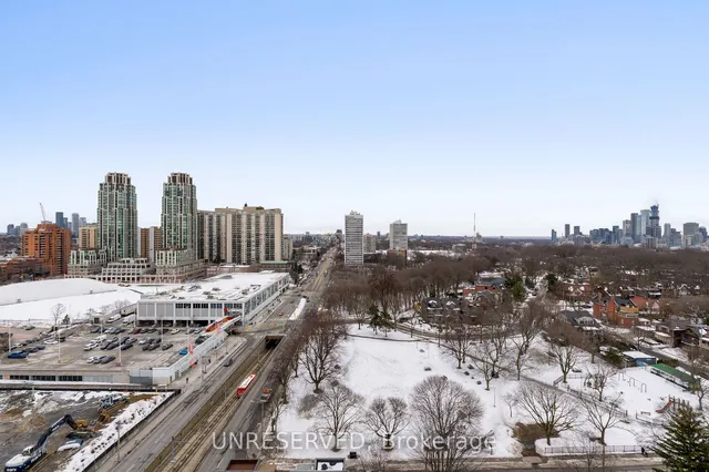 Additional image 13 of 501 St. Clair Ave Unit 1304