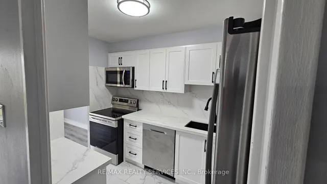 Additional image 6 of 1 Massey Sq Unit 207
