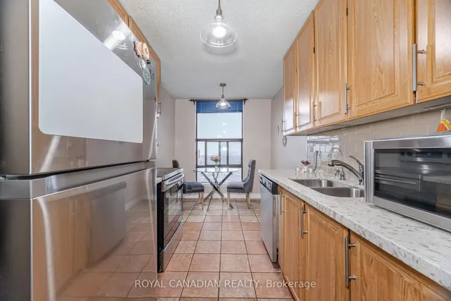 Additional image 13 of 17 Knightsbridge Rd Unit 1605