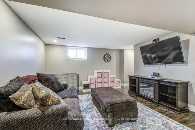 Additional image 24 of 986 Westover Rd