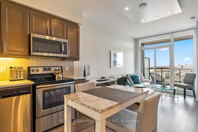 Additional image 10 of 15 Zorra St Unit 1608